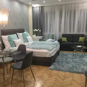 Paloma , Budapest Hongrie
