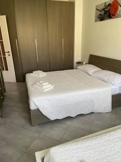 Casa Vacanza Gr B&B Μιλάνο Διαμέρισμα